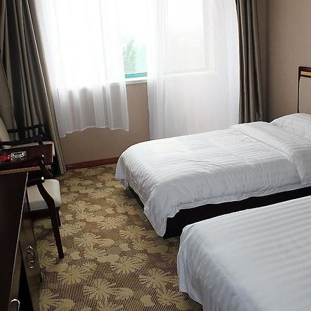 China Rushan Champs Elysees Hotel Shandong Экстерьер фото