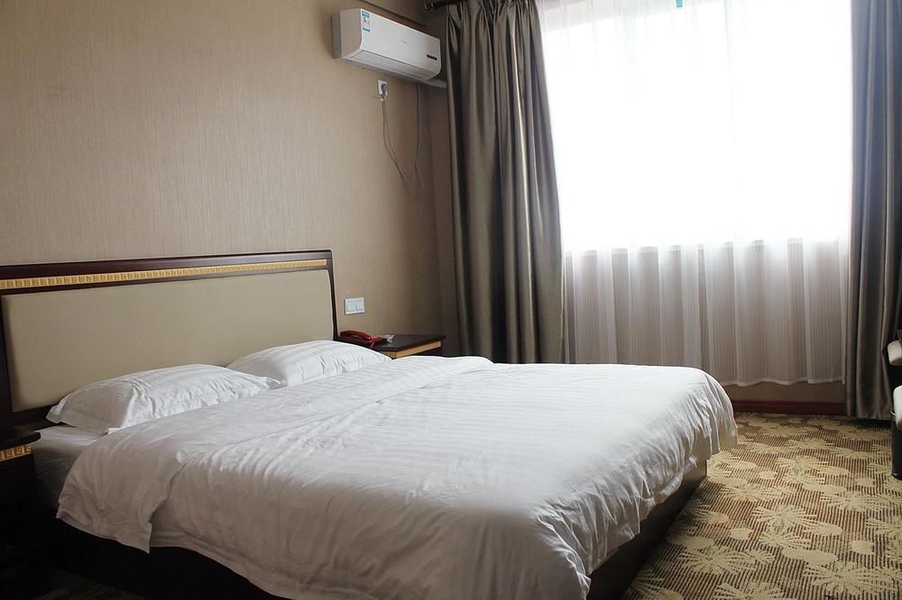 China Rushan Champs Elysees Hotel Shandong Экстерьер фото