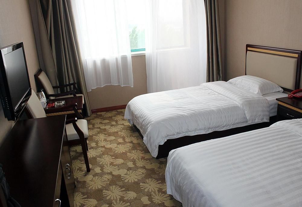 China Rushan Champs Elysees Hotel Shandong Экстерьер фото